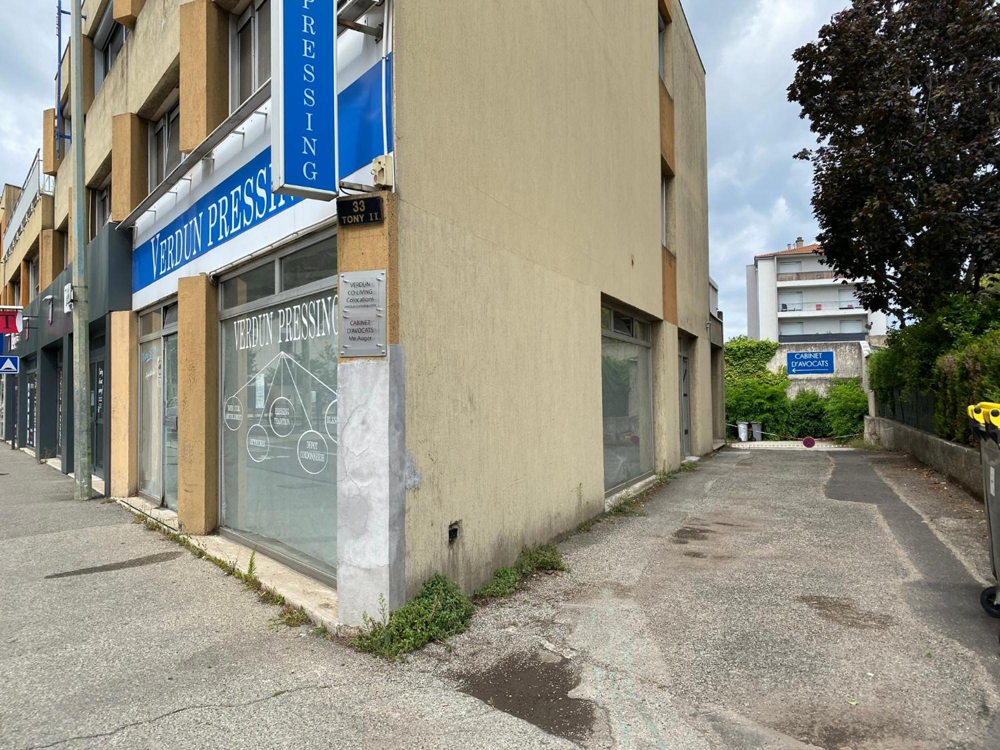 Appartement 2 Spacieux Lit King Verdun Parking Gratuit
