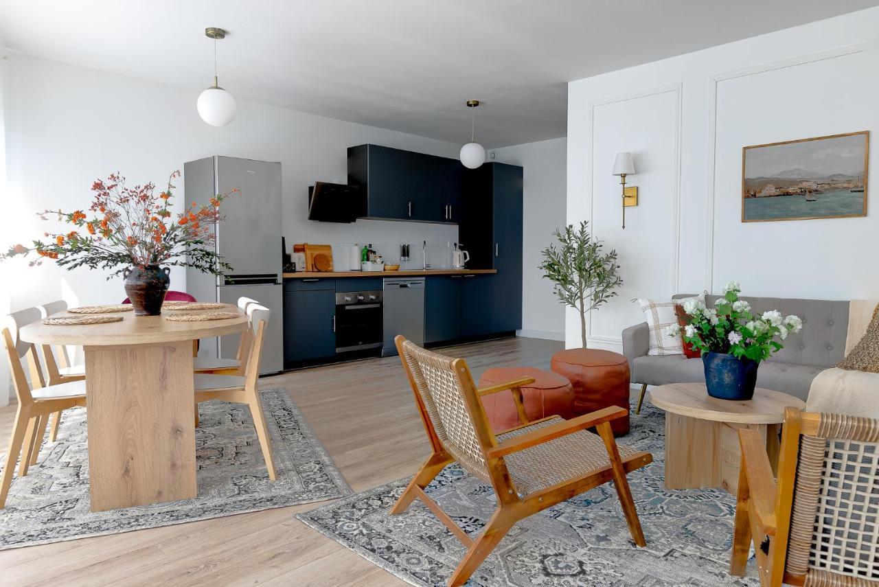 Apartamento 2 Spacieux Lit King Verdun Parking Gratuit